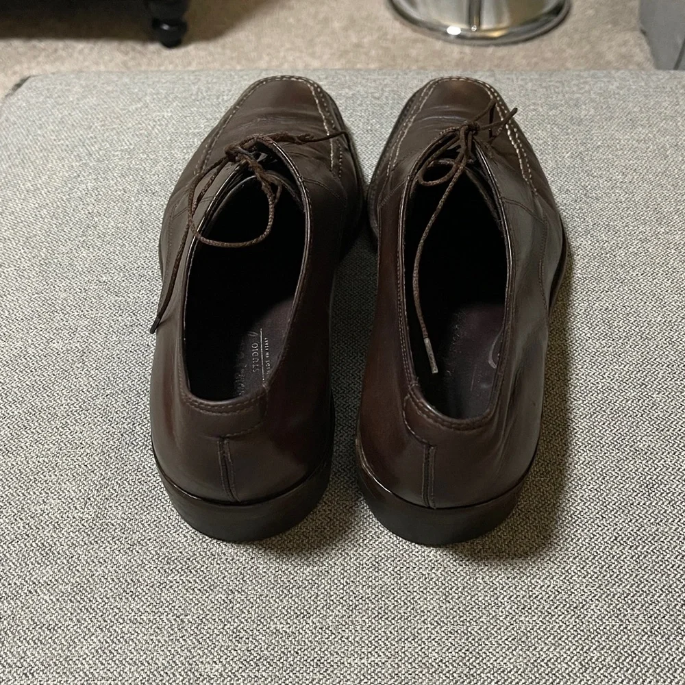 Dark Brown Salvatore Ferragamo Leather Oxfords